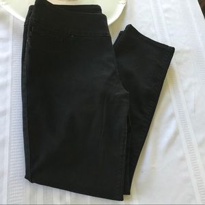 Lee Black Pull Up Pants - size 14 📌